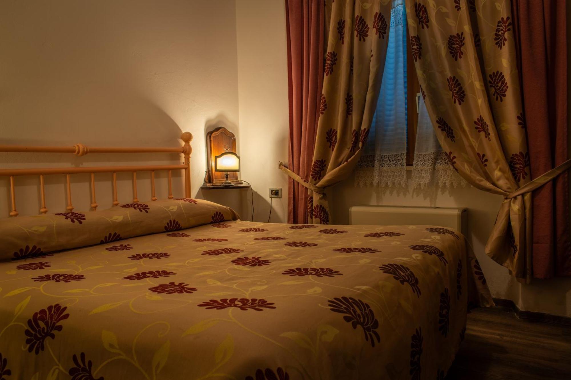 Hotel La Fonte Del Cerro Saturnia Eksteriør billede
